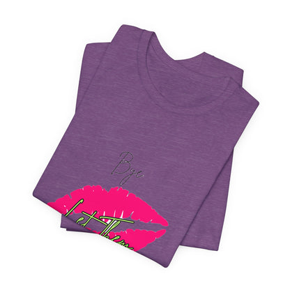 Lip Print 'Lip Queen' Script Tee | Pink Kiss Graphic T-Shirt